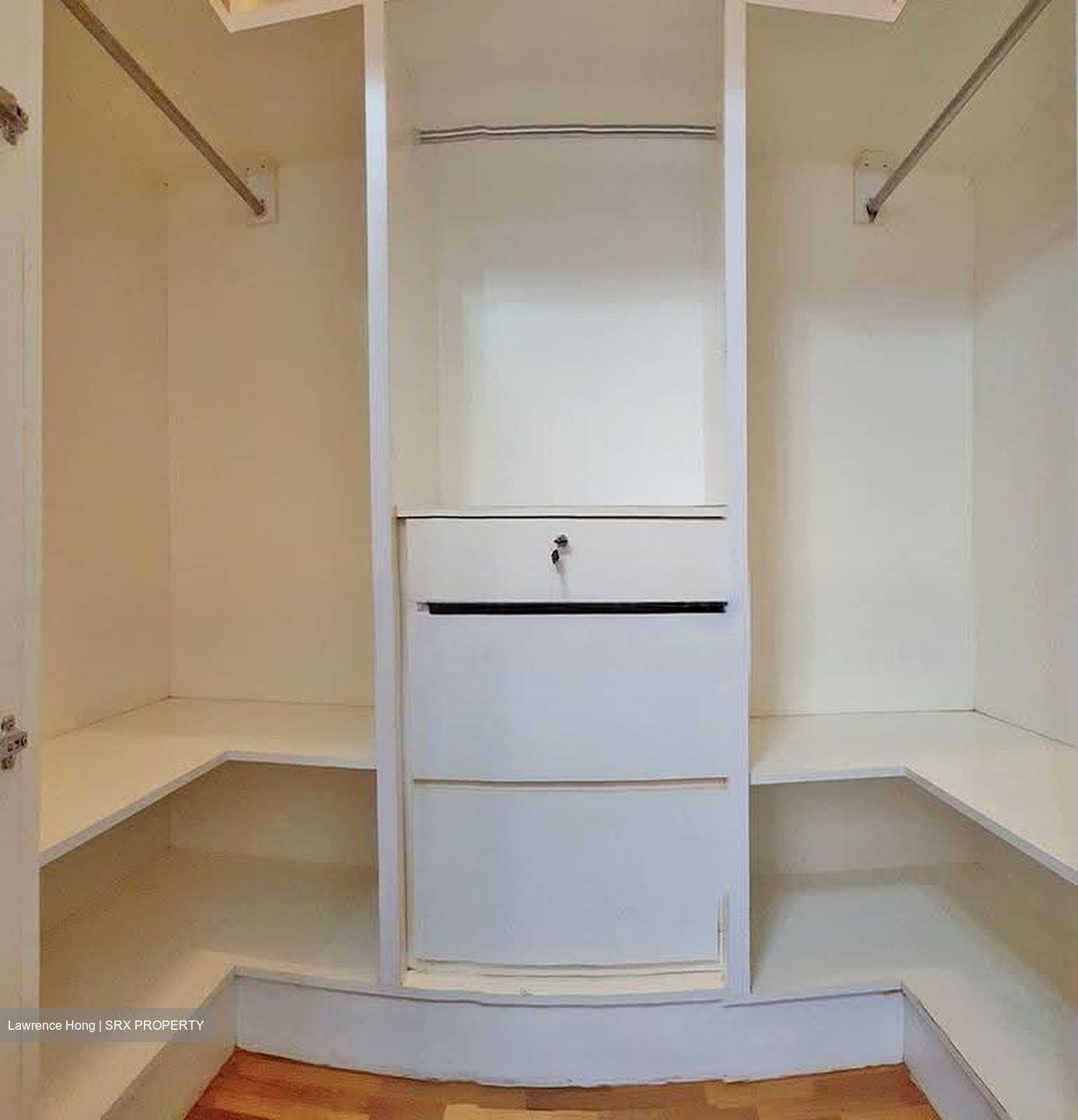 Leonie Condotel (D9), Condominium #629238811